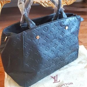 Black Fashion Purse